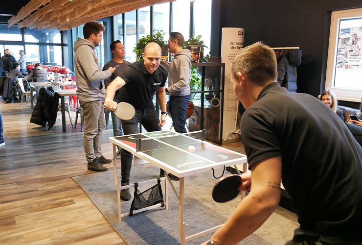 team-table-tennis-720x500